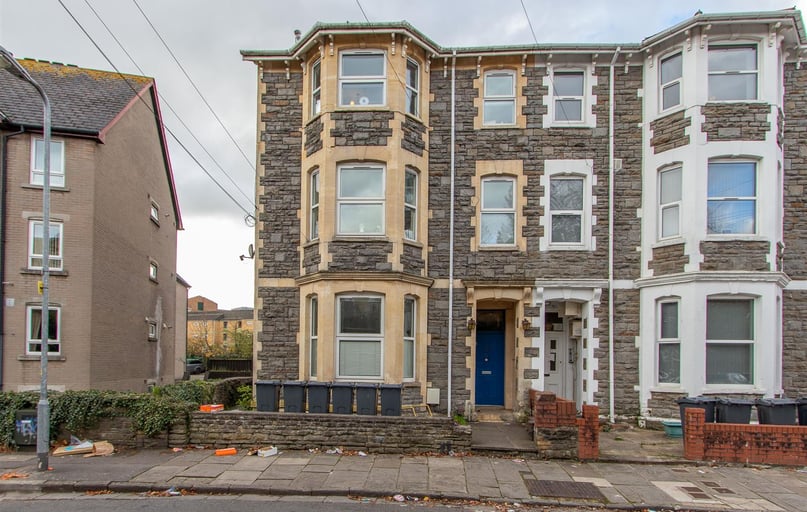 Richmond Crescent, City Centre, Cardiff - Image 1